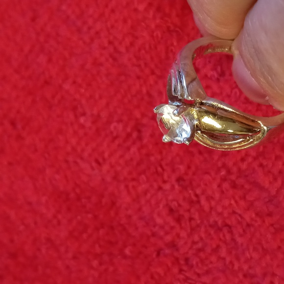 W.Lind Two Tone Solitaire Size 7.5 - Picture 5 of 5